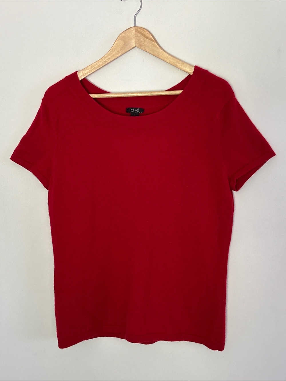 Prive 100% Cashmere Red Short Sleeve Sweater Top Size Large Holiday Layering *B2